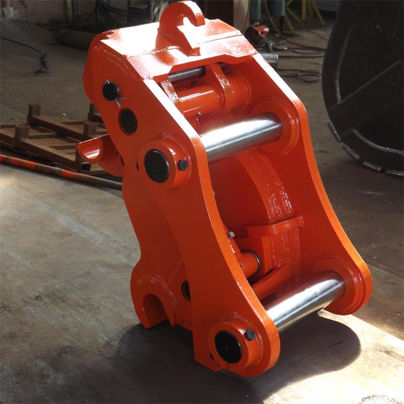 Excavator quick hitch