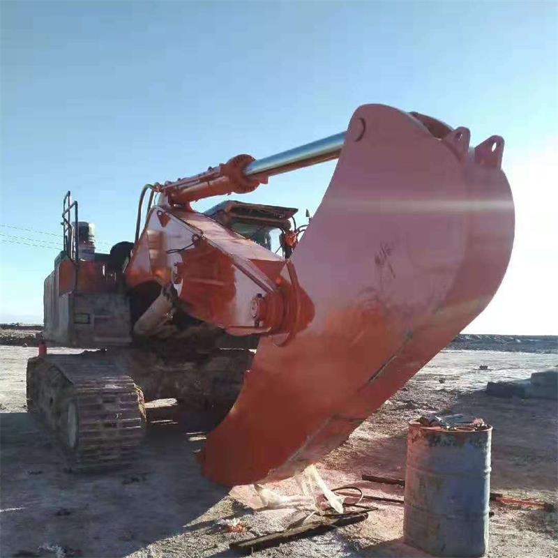 Cat excavator rock arm