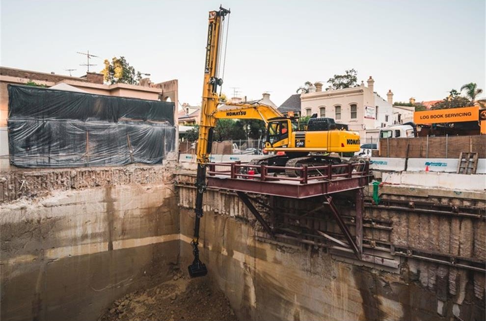 excavator with telescopic boom