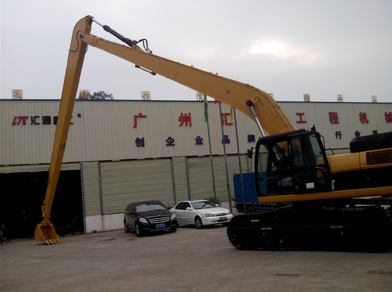 dipper arm on a digger