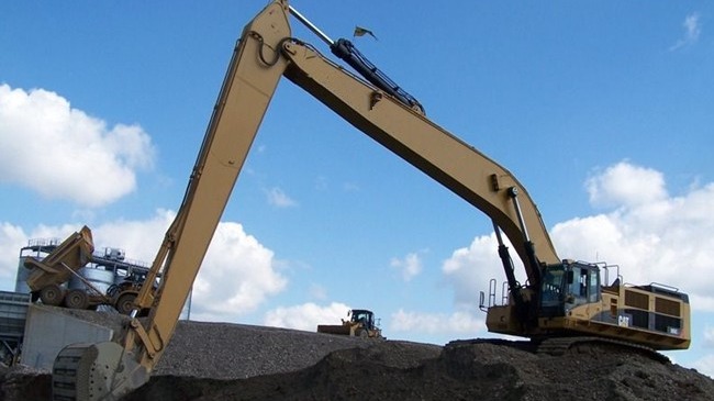 Can the dipper arm on a digger help high-speed rail construction?