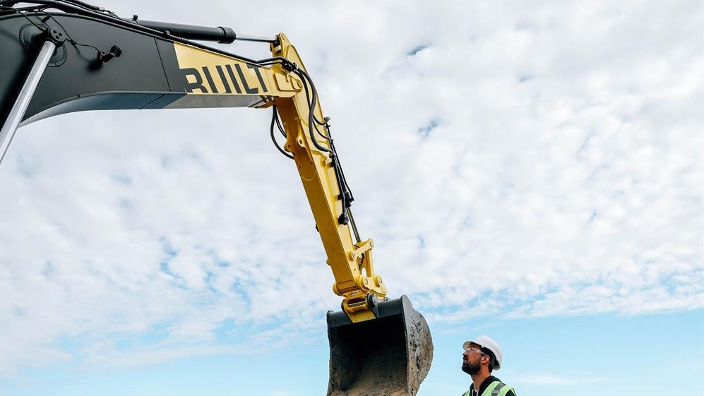 Why is the dipper arm on a digger a transformer