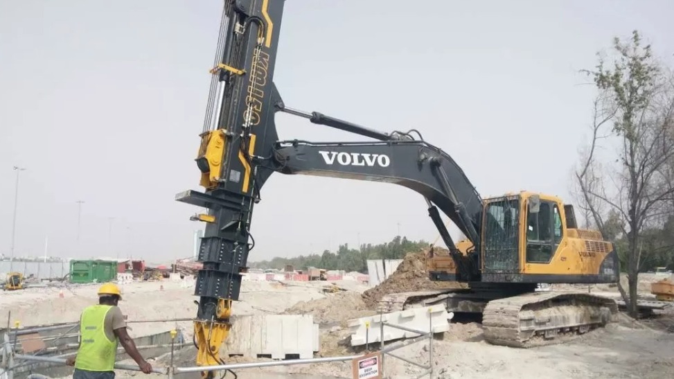 What are the cautions for the use of telescopic excavator arm
