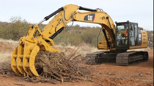 How excavator land clearing rakes can help prevent fires