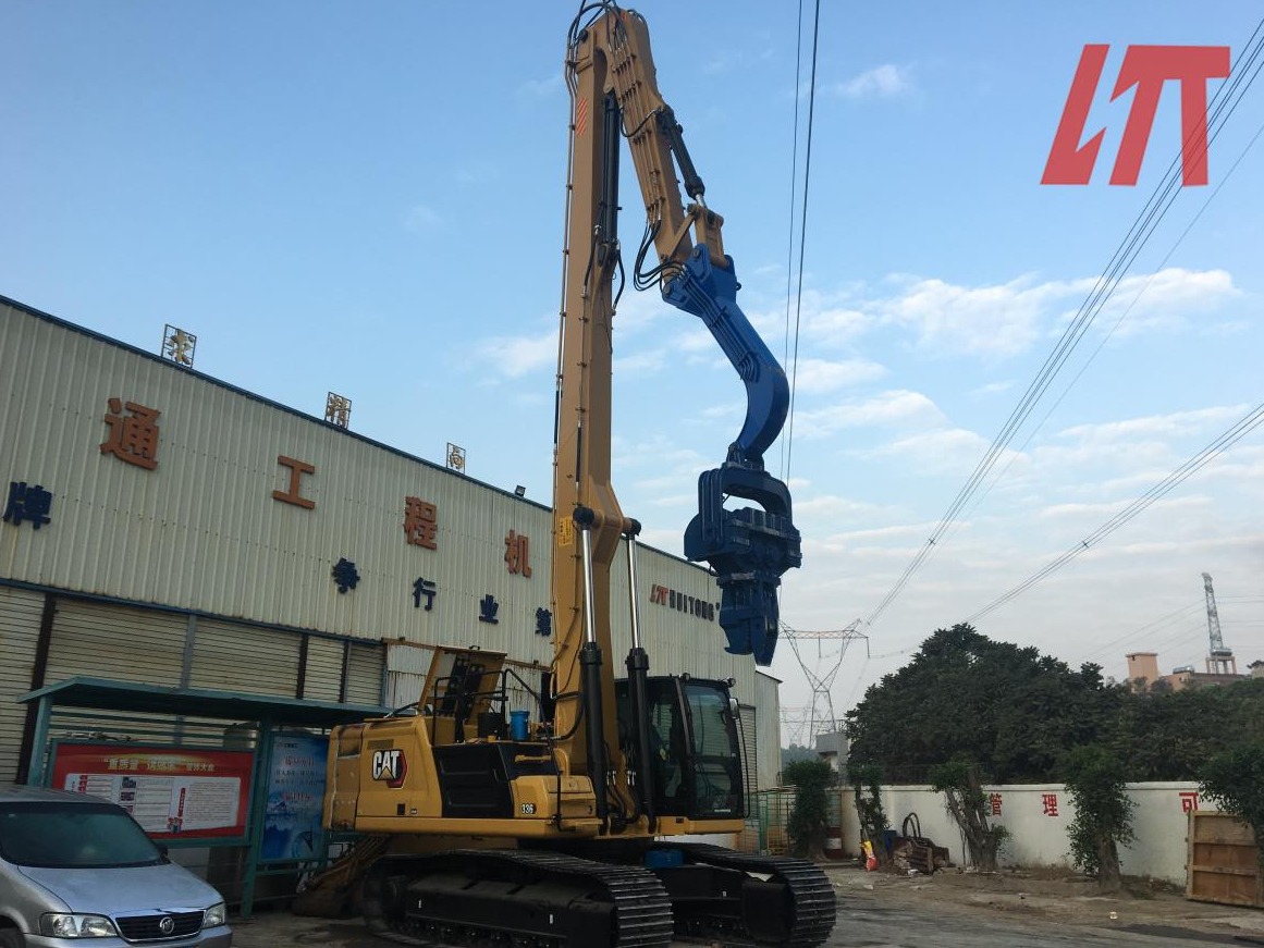 How does the excavator pile-driving arm consolidate the river embankment