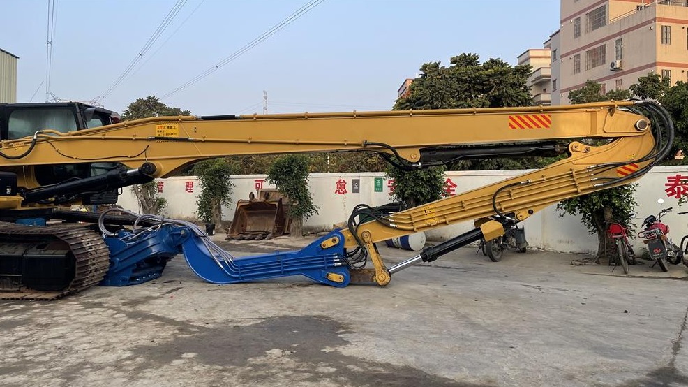 What is the experience of using the excavator pile driving boom
