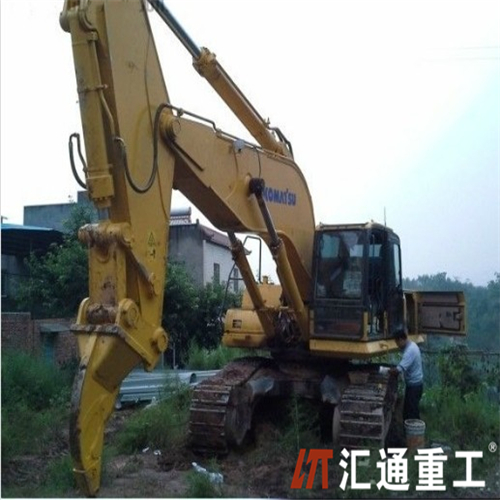 rock arm of the excavator