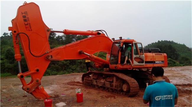 excavator rock arm manufacturers