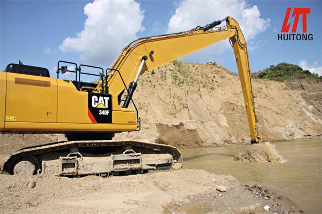 long reach front excavator