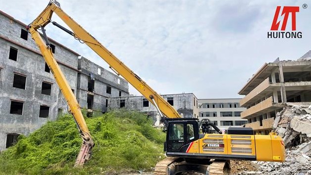 How to use demolition front end boom and sticks excavator to demolish building