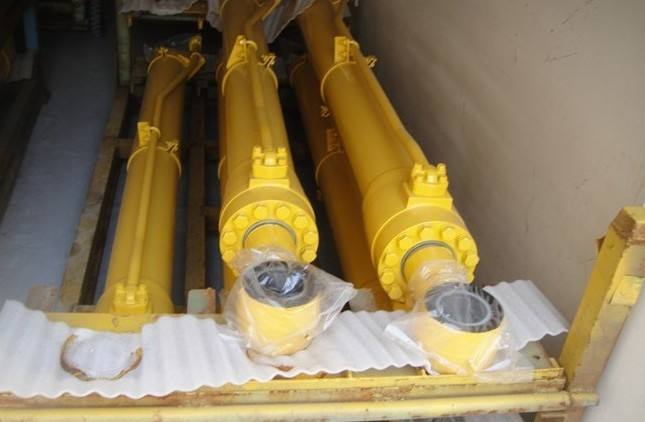 excavator oil cylinder