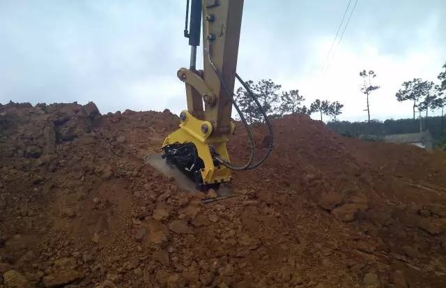 excavator tamper