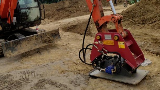 Common sense and maintenance skills of excavator vibrating tamper